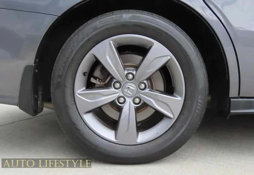 2020 Honda Odyssey - Image 18 of 21