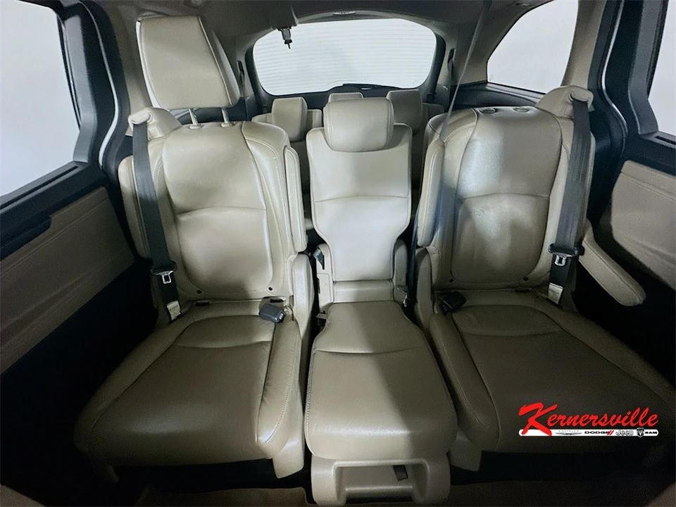 2020 Honda Odyssey - Image 13 of 21