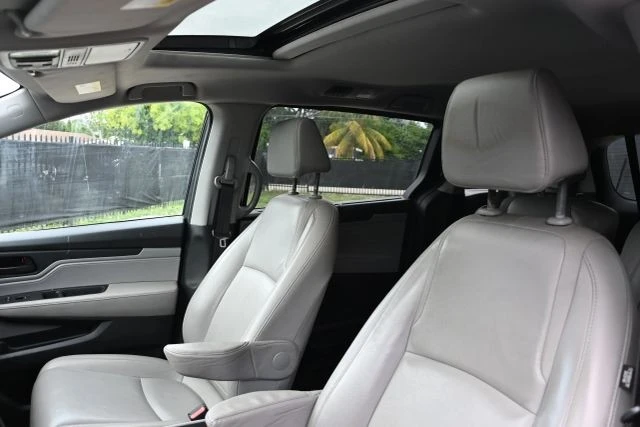 2020 Honda Odyssey - Image 15 of 21