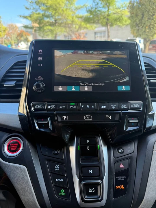 2020 Honda Odyssey - Image 15 of 16