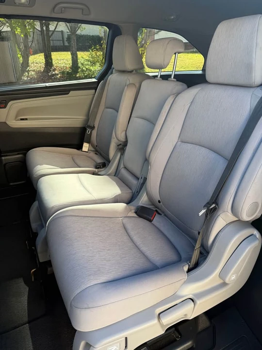 2020 Honda Odyssey - Image 11 of 16