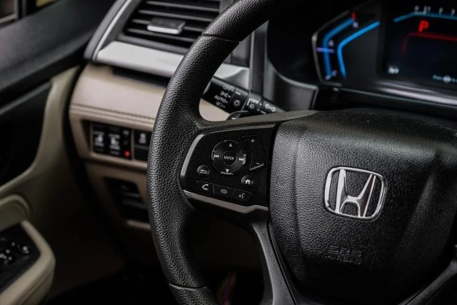 2020 Honda Odyssey - Image 19 of 21