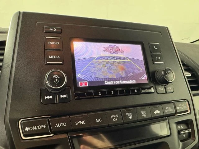 2020 Honda Odyssey - Image 18 of 21