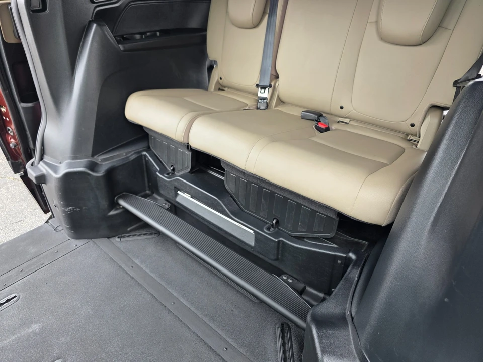 2020 Honda Odyssey - Image 18 of 21