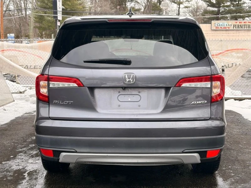 2020 Honda Pilot 3rd Gen - Image 10 of 12