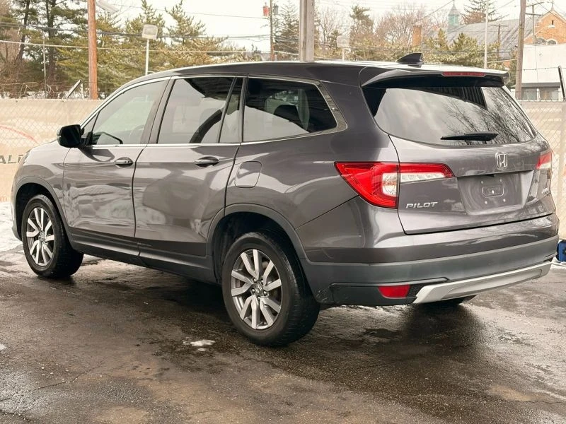 2020 Honda Pilot 3rd Gen - Image 11 of 12