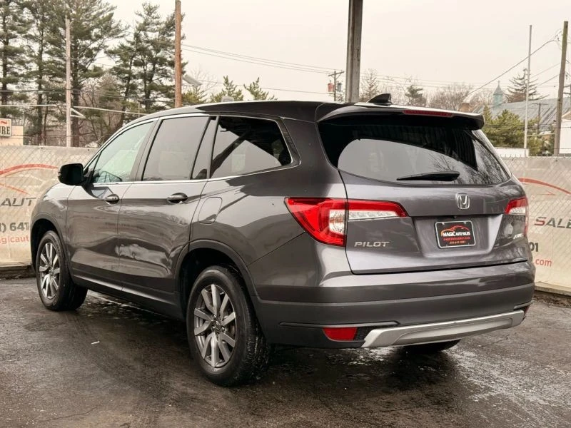 2020 Honda Pilot 3rd Gen - Image 11 of 12
