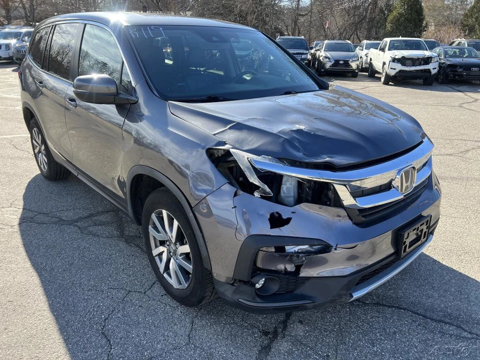 2020 Honda Pilot 3rd Gen - Image 9 of 12