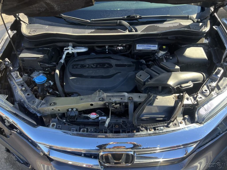 2020 Honda Pilot 3rd Gen - Image 5 of 12