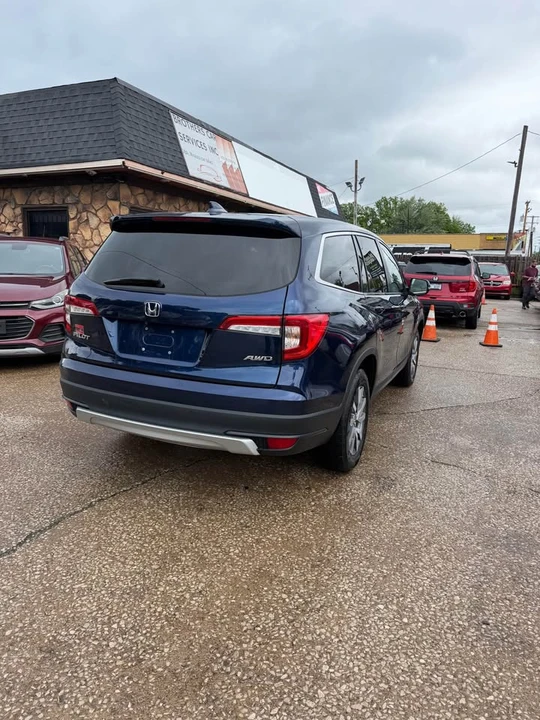 2020 Honda Pilot 3rd Gen - Image 3 of 15