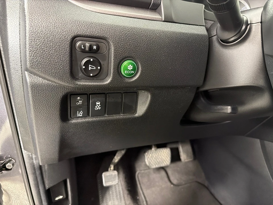 2020 Honda Pilot 3rd Gen - Image 15 of 21