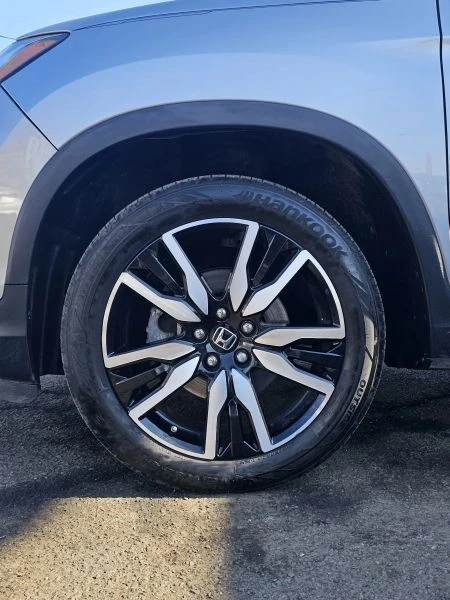 2020 Honda Pilot 3rd Gen - Image 6 of 12