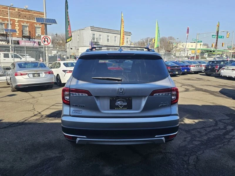 2020 Honda Pilot 3rd Gen - Image 7 of 12