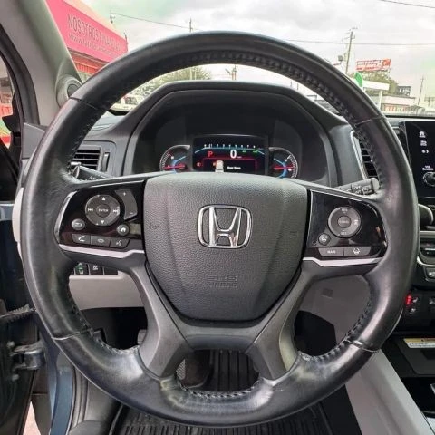 2020 Honda Pilot 3rd Gen - Image 13 of 17