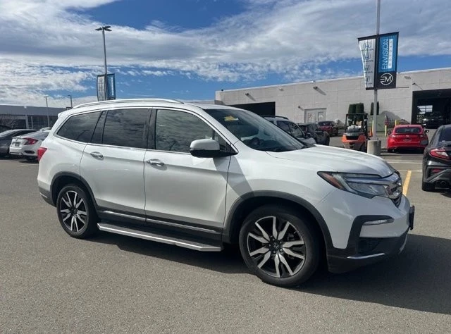 2020 Honda Pilot 3rd Gen - Image 2 of 5