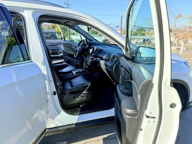 2020 Honda Pilot 3rd Gen - Image 13 of 21