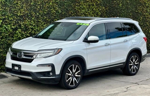 2020 Honda Pilot 3rd Gen - Image 15 of 21
