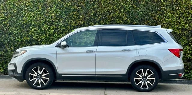 2020 Honda Pilot 3rd Gen - Image 6 of 21