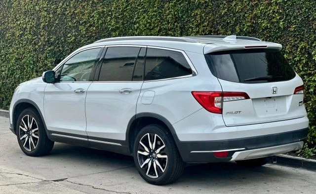 2020 Honda Pilot 3rd Gen - Image 16 of 21