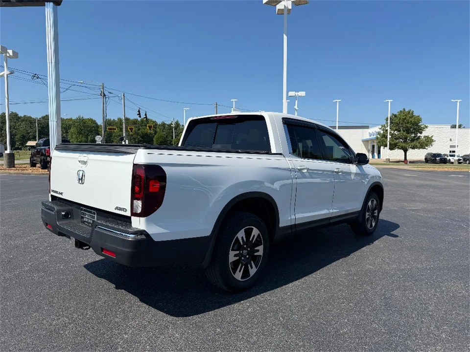 2020 Honda Ridgeline 2nd Gen - Image 7 of 31