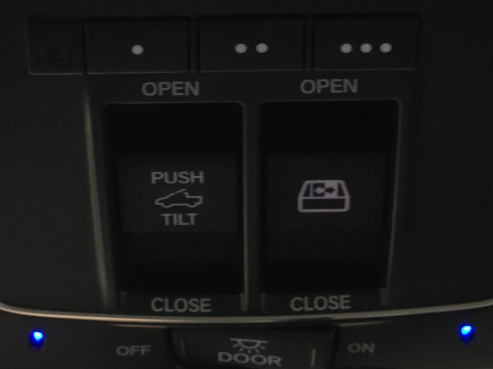 2020 Honda Ridgeline 2nd Gen - Image 5 of 12