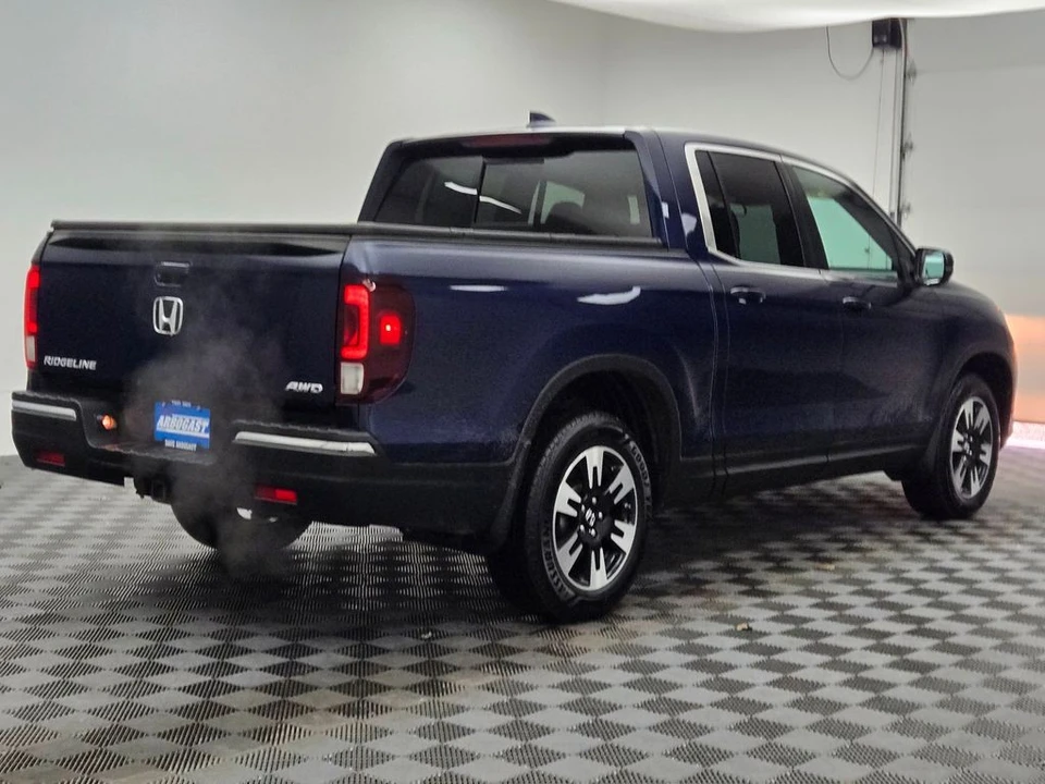 2020 Honda Ridgeline 2nd Gen - Image 10 of 12