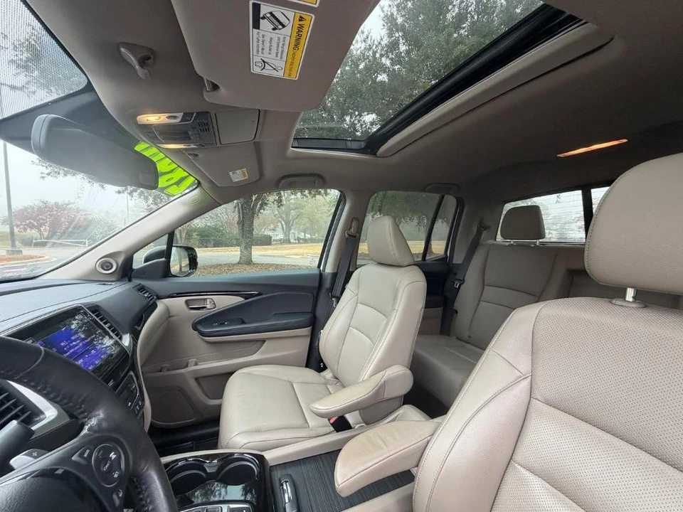2020 Honda Ridgeline 2nd Gen - Image 10 of 21