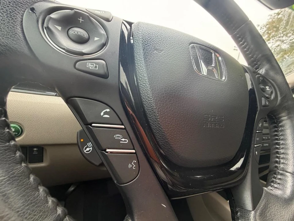2020 Honda Ridgeline 2nd Gen - Image 12 of 21