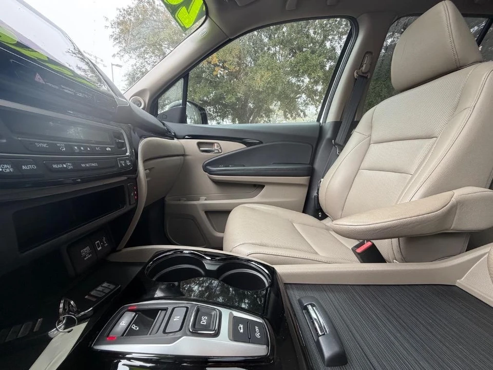 2020 Honda Ridgeline 2nd Gen - Image 18 of 21