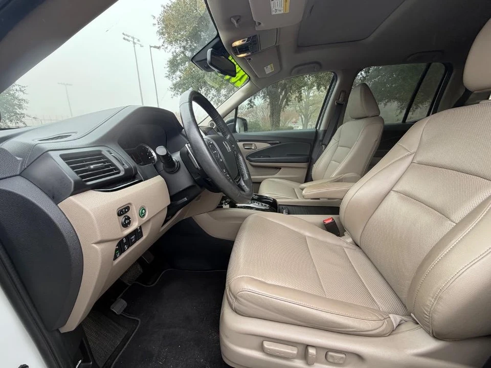 2020 Honda Ridgeline 2nd Gen - Image 6 of 21