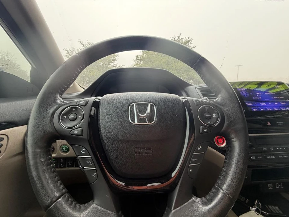 2020 Honda Ridgeline 2nd Gen - Image 13 of 21