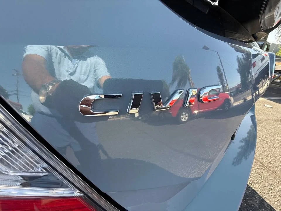2020 Honda Civic 10th Gen - Image 14 of 20