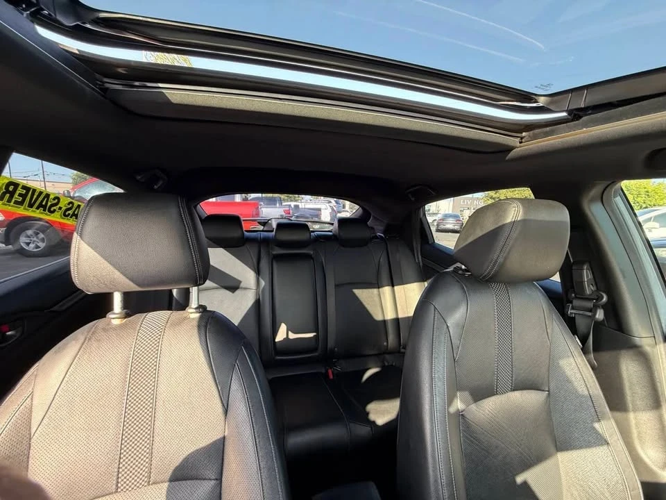 2020 Honda Civic 10th Gen - Image 18 of 20
