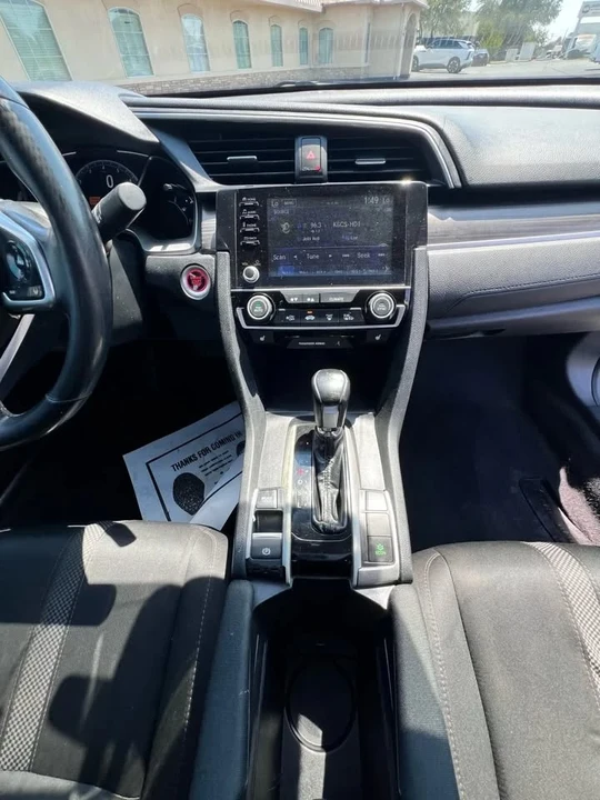 2020 Honda Civic 10th Gen - Image 16 of 20