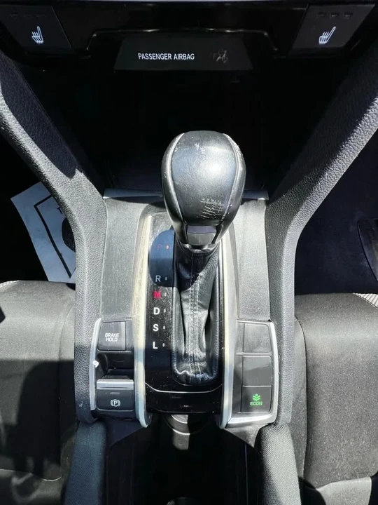 2020 Honda Civic 10th Gen - Image 17 of 20
