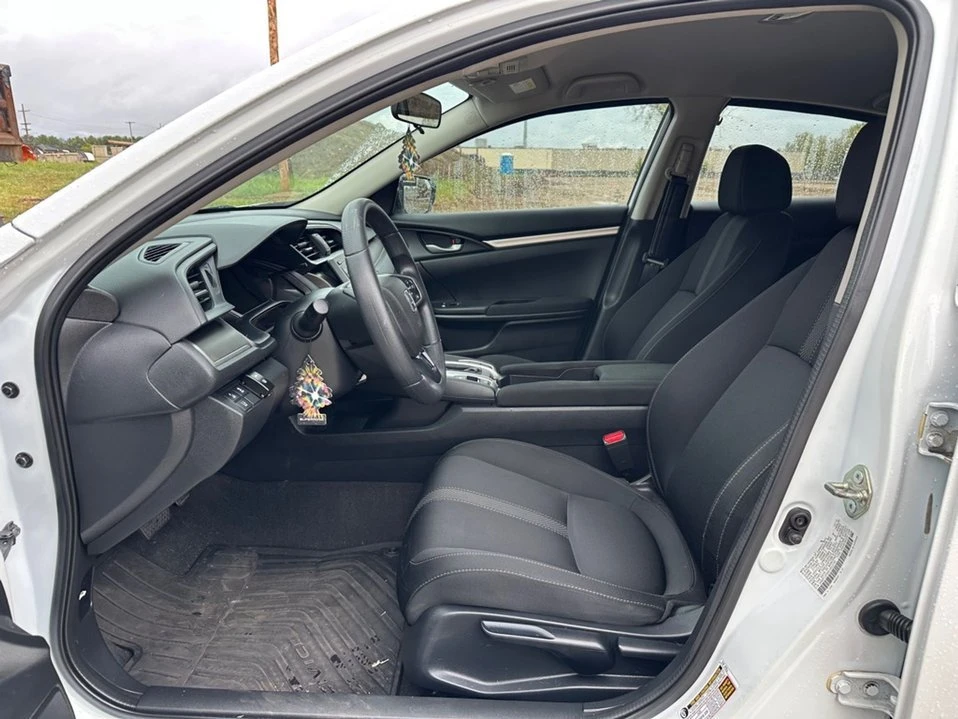 2020 Honda Civic 10th Gen - Image 9 of 17
