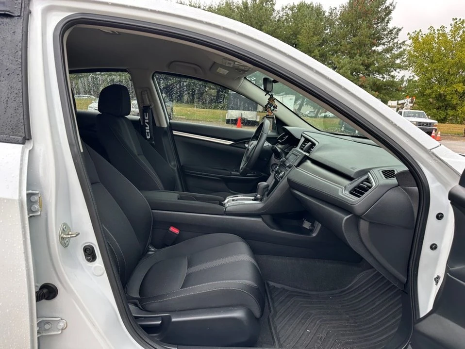 2020 Honda Civic 10th Gen - Image 8 of 17