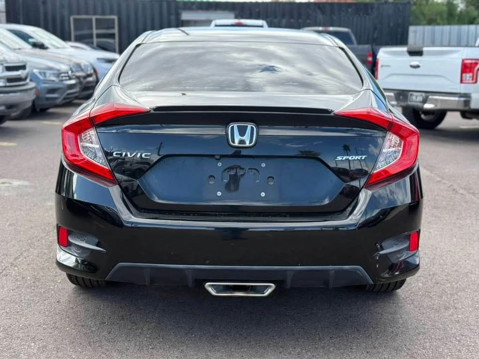 2020 Honda Civic 10th Gen - Image 9 of 11