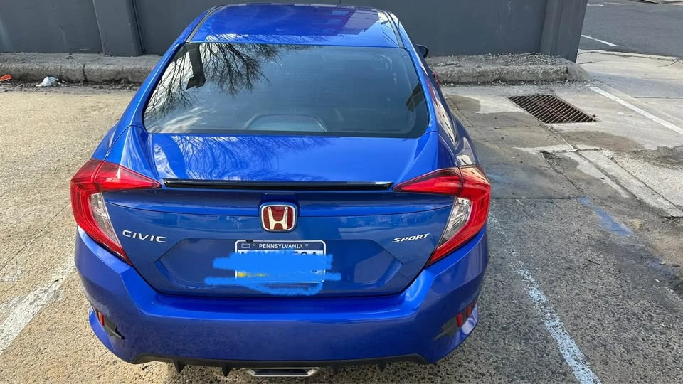 2020 Honda Civic 10th Gen - Image 5 of 11