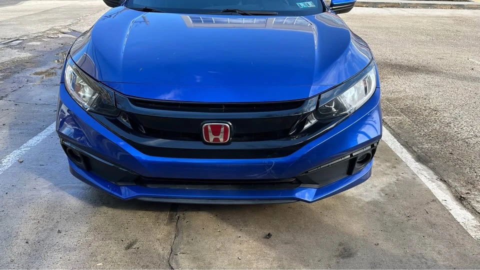 2020 Honda Civic 10th Gen - Image 2 of 11