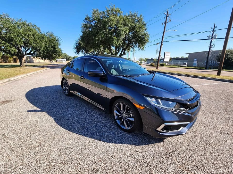 2020 Honda Civic 10th Gen - Image 4 of 16