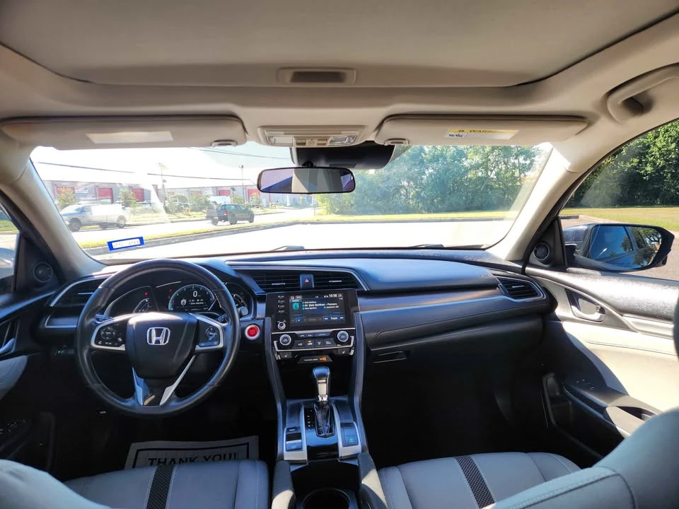 2020 Honda Civic 10th Gen - Image 9 of 16