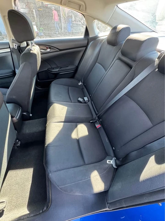 2020 Honda Civic 10th Gen - Image 6 of 9