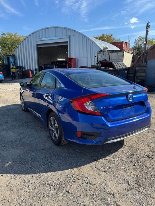 2020 Honda Civic 10th Gen - Image 4 of 9
