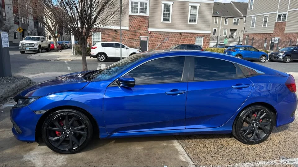 2020 Honda Civic 10th Gen - Image 3 of 11