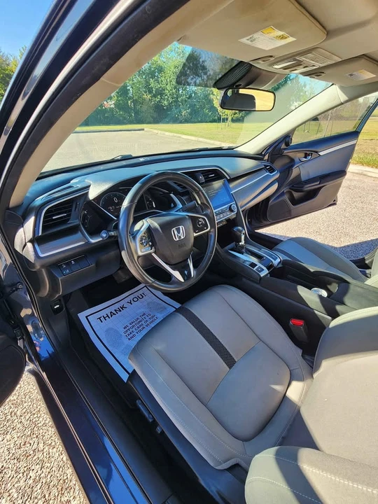 2020 Honda Civic 10th Gen - Image 12 of 16