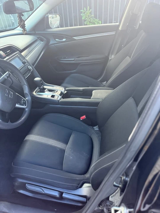 2020 Honda Civic 10th Gen - Image 6 of 7