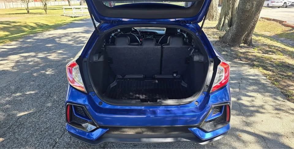 2020 Honda Civic 10th Gen - Image 9 of 13