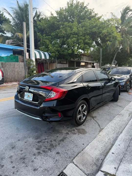 2020 Honda Civic 10th Gen - Image 3 of 7