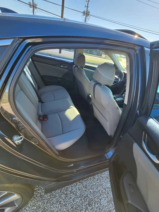 2020 Honda Civic 10th Gen - Image 10 of 16
